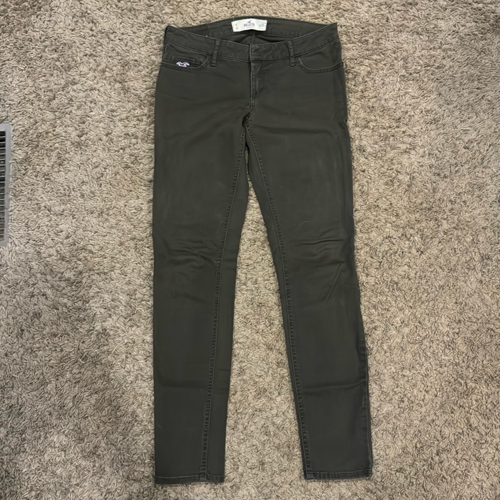 Hollister Low Rise Skinny leg Green pants Size: 5